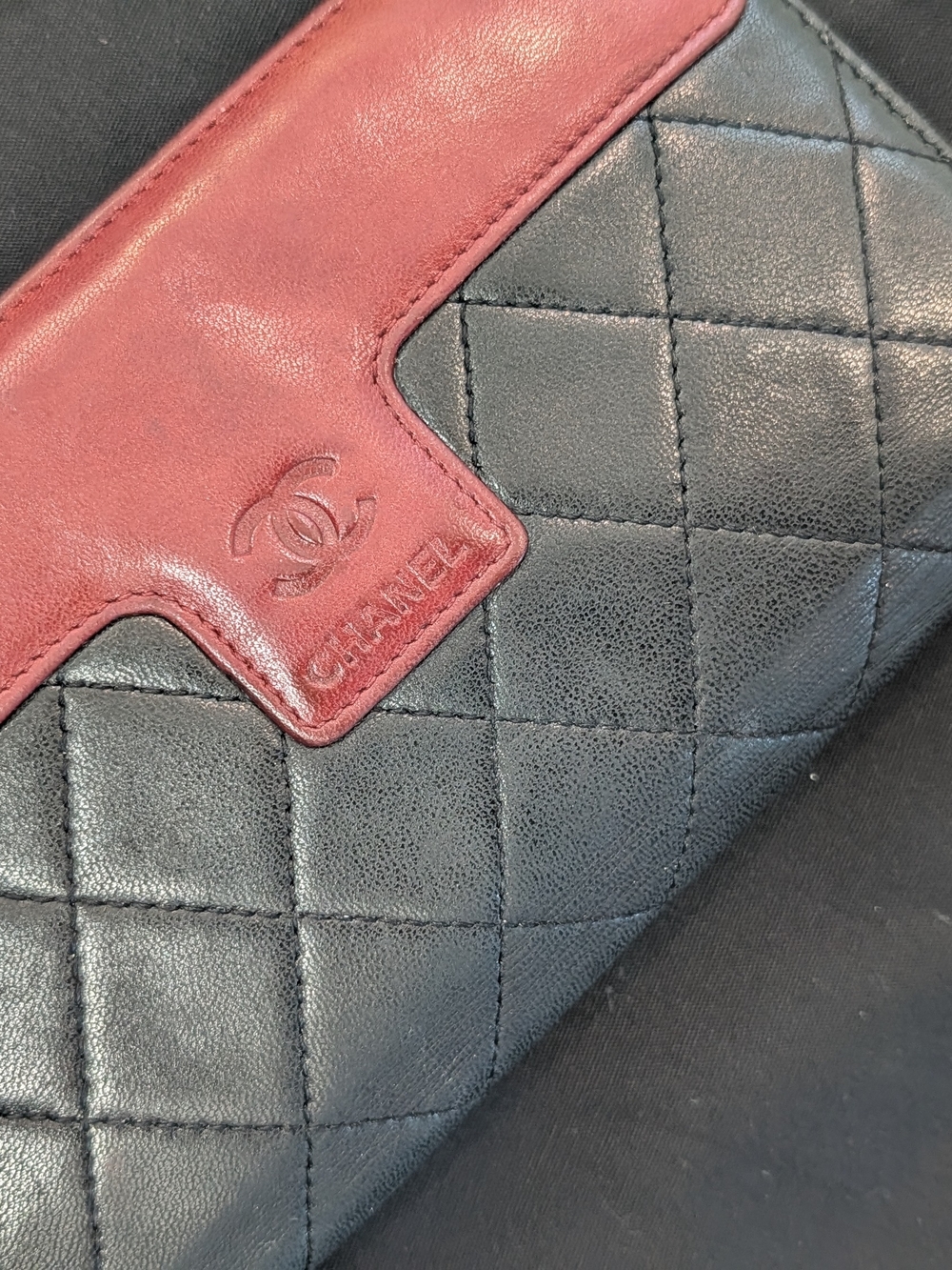 Chanel Vintage Quilted Leather Wallet in Black and Burgundy